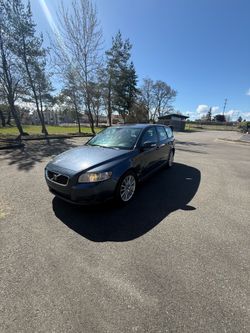 2011 Volvo V50