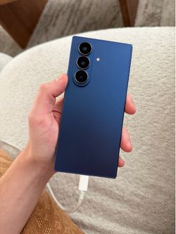 Samsung Galaxy Z Fold7 256GB Blue Unlocked Like New