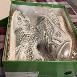 Bottega veneta “orbit”