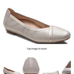 Vionic Carrol Flats