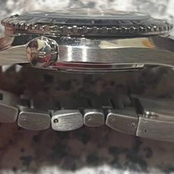 Omega  007 With Box