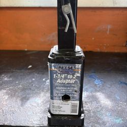 Reese 1/1/4 To 2 In Trailer Hitch Adapter 