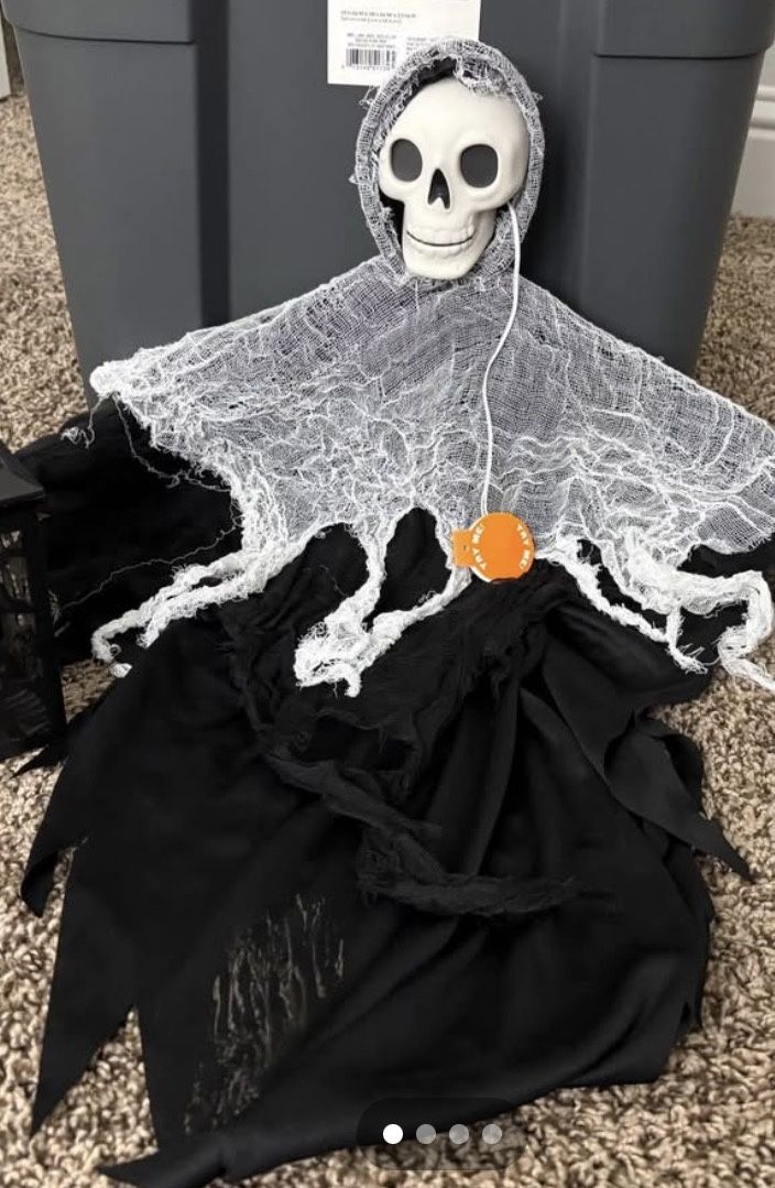 Halloween Decor