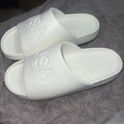 USA NIKE SLIDES 