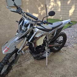  2023 GPX MOTO FSE 250E