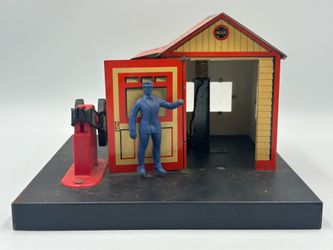 Vintage Marx O Gauge Crossing Gate Watchman’s Shanty Crossing Signal Untested