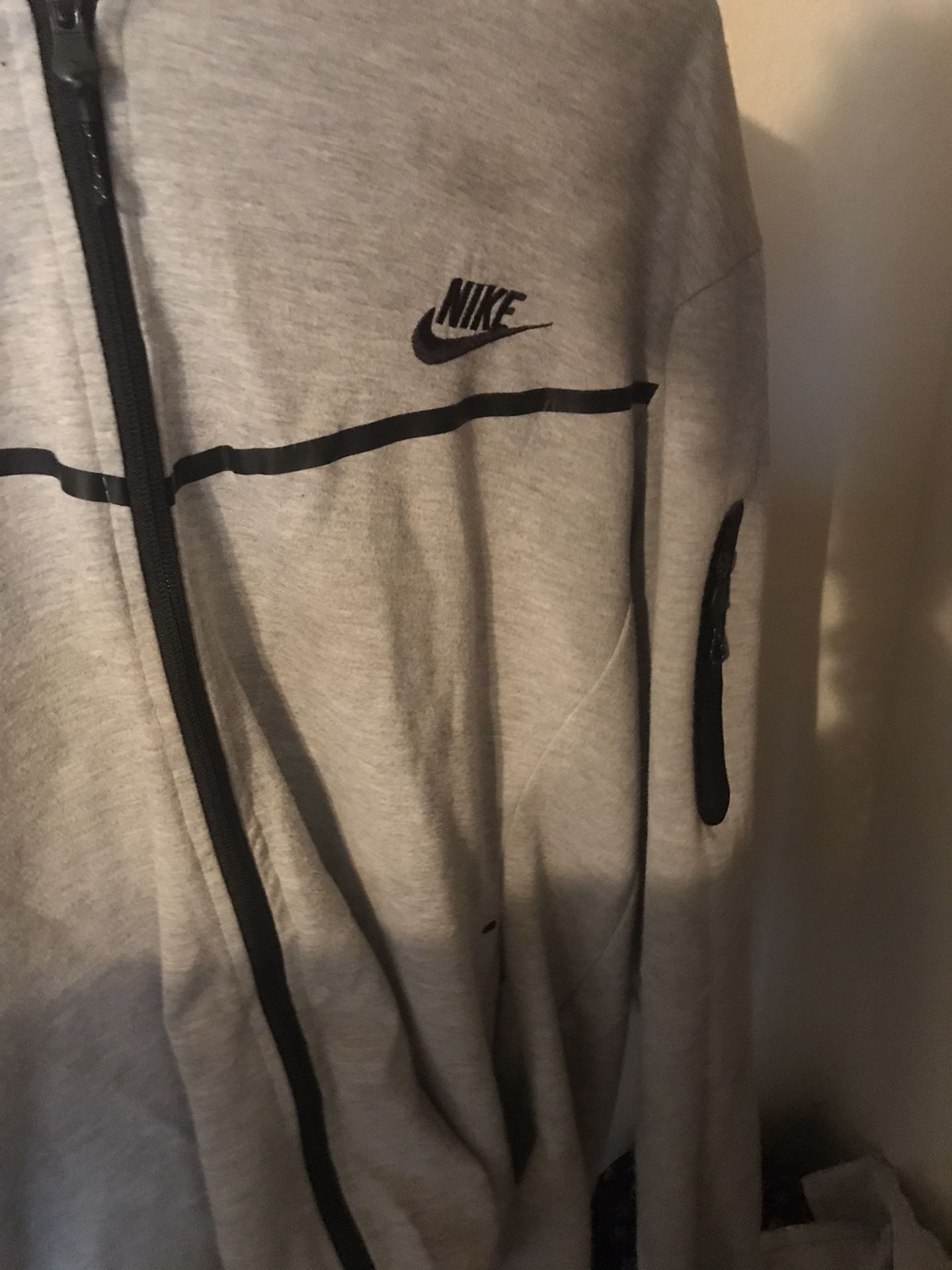 Nike Tech Flight Grey Size M