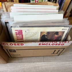 Over 100 Laser discs For Sale 
