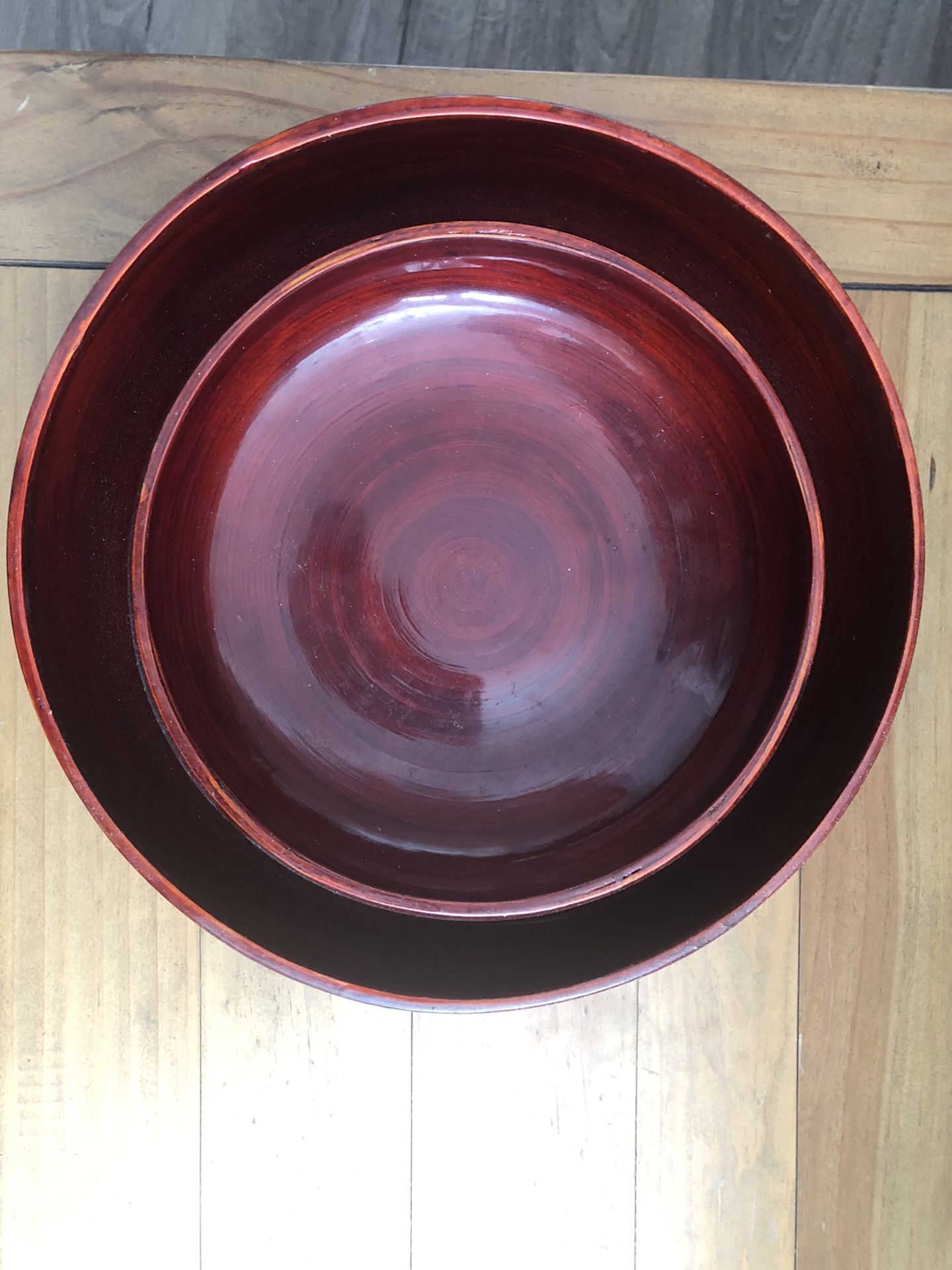 2 Red Light Weight Bowls