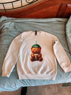 Bear cup sweatshirt