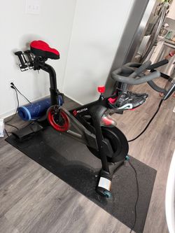 Peloton Bike