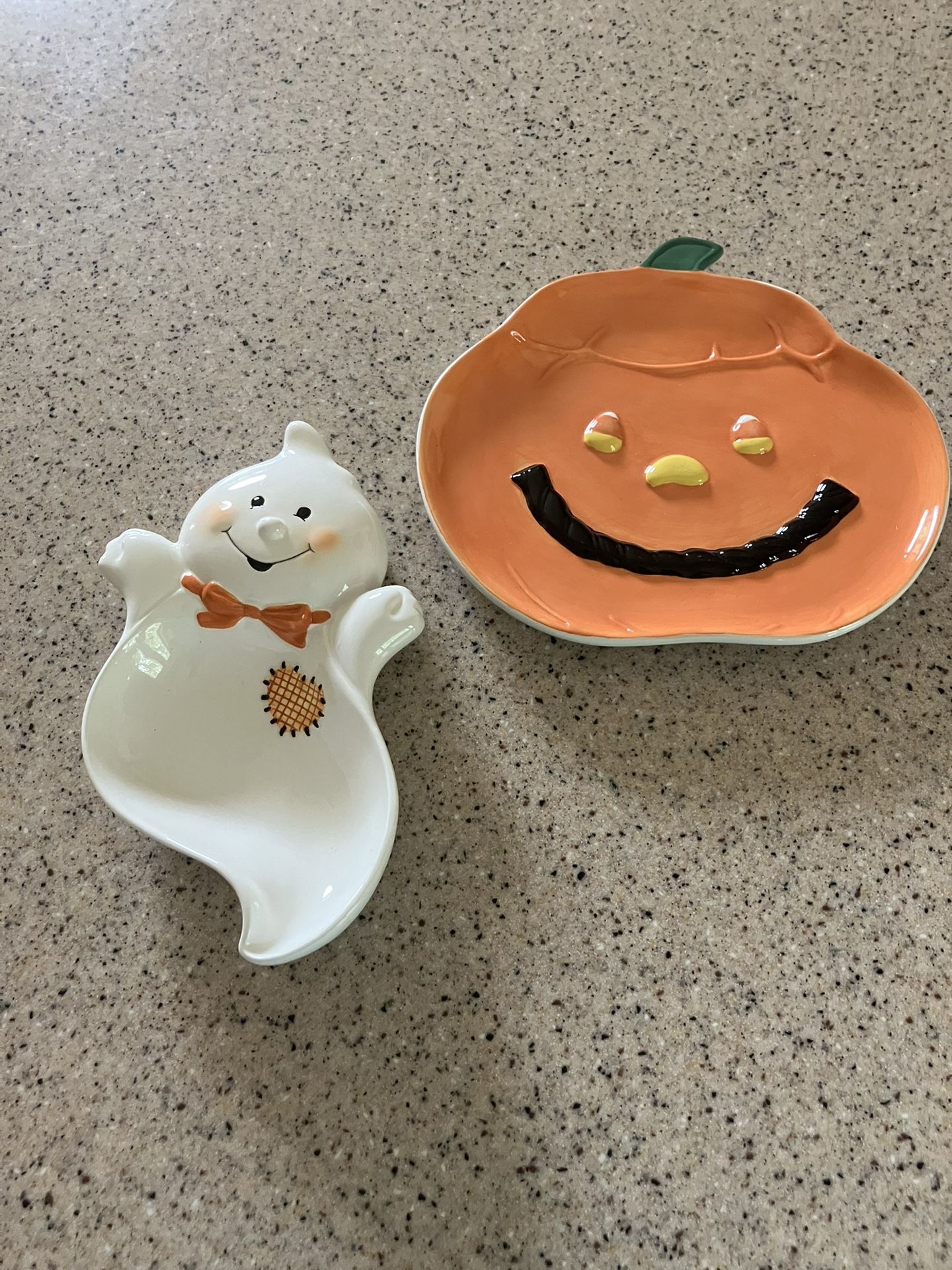 Two Hallmark Halloween Items New