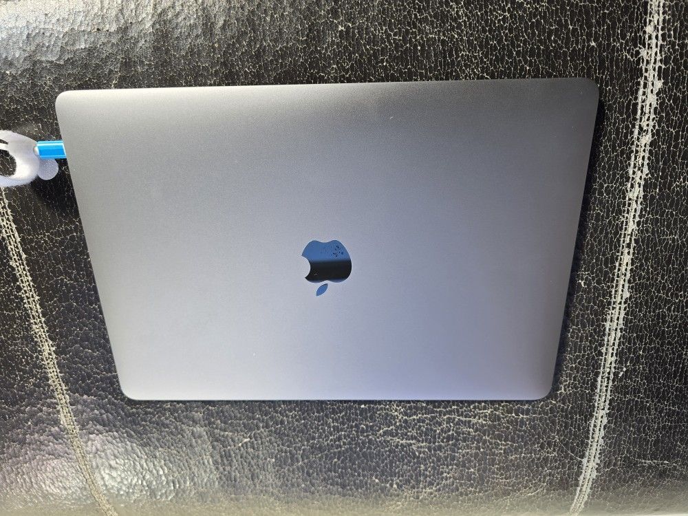 Good 2018 Macbook Pro A1989 i7,16Gb,1Tb SSD,13” LCD, Charger,Space Gray Color, Ori Box,Office 2022 for Great Purchase