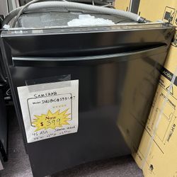 Dishwasher, Samsung Scratches And Dents With Manufacturer Warranty 