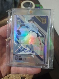 2021 panini chronicles elite baseball gold #34 rc logan gilbert autograph 7/10