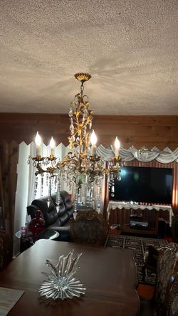 Chandelier