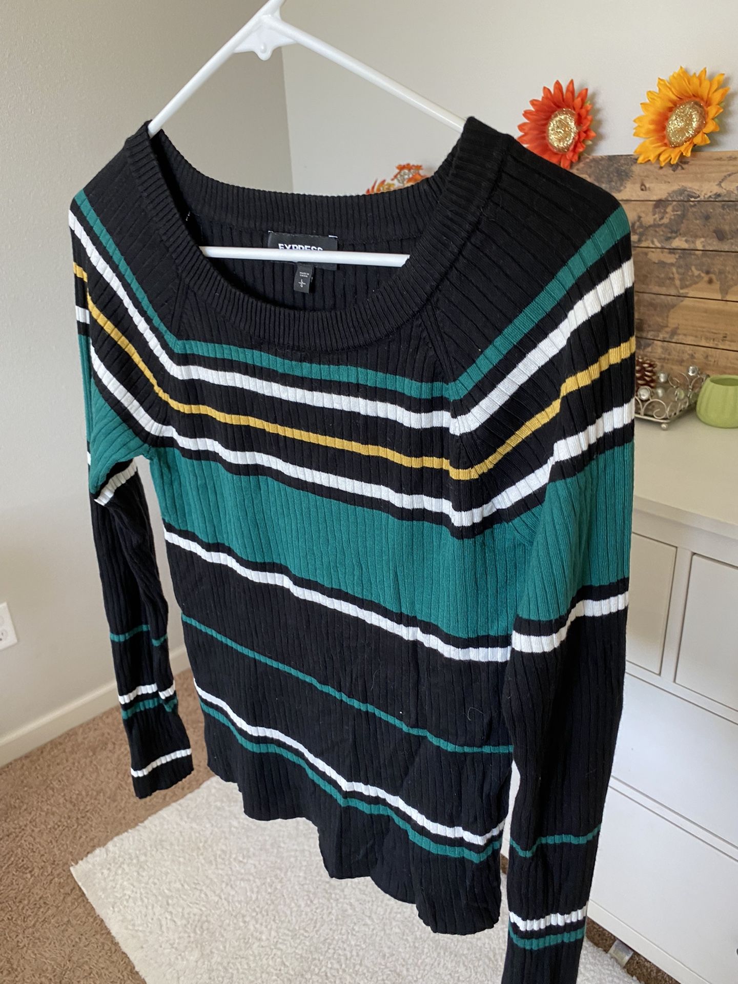 Express sweatshirt