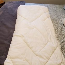 King Size Down Alternative Comforter
