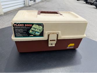 Vintage 1980’s Plano 6802 Fishing Tackle Box 18x10x9in