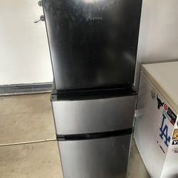 Hisense Mini Fridge