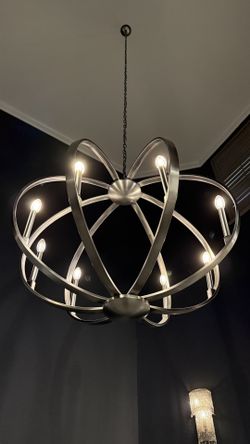 Contemporary 8-light Chandelier (Originally $400)