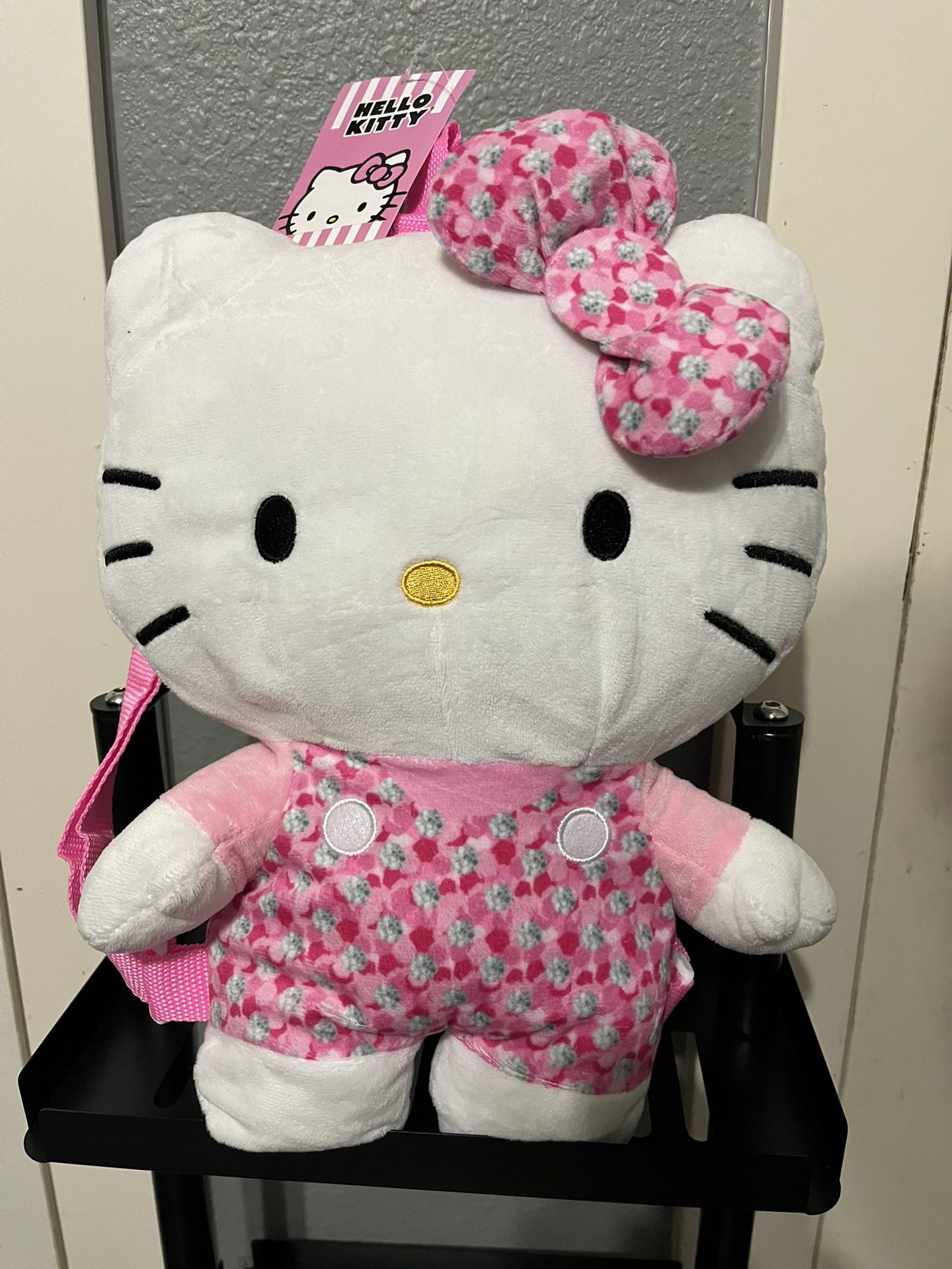 Hello Kitty Plushie backpack