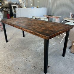 Custom Outdoor Furniture 