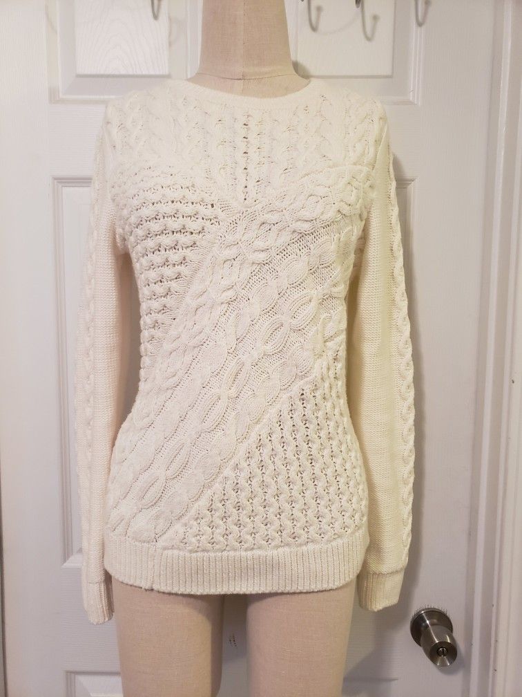 Women's Sweater Size Large