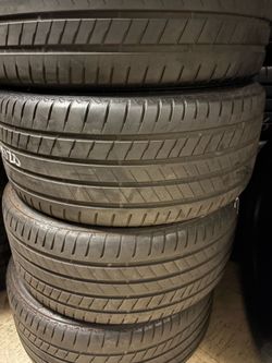 Tires 275-40r20 Bridgestone