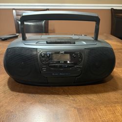 JVC RC-QS11 Compact CD Radio AM/FM Cassette Player Boombox