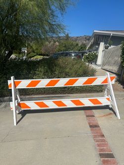 8 Ft Safety Barricade