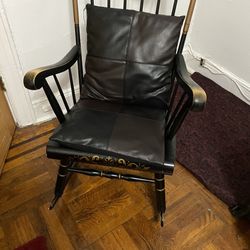 Rocking Chair 