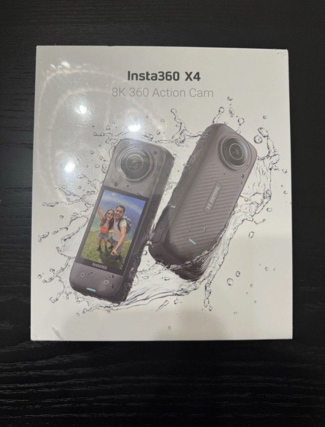 Insta360 X4 8k 360 action camera floor model