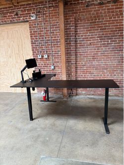 Electric L-Shaped Standing Desk – Height Adjustable Sit/Stand Desk – Excellent Condition