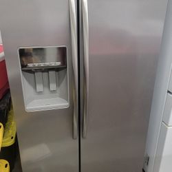 Whirlpool Fridge 36w68h 