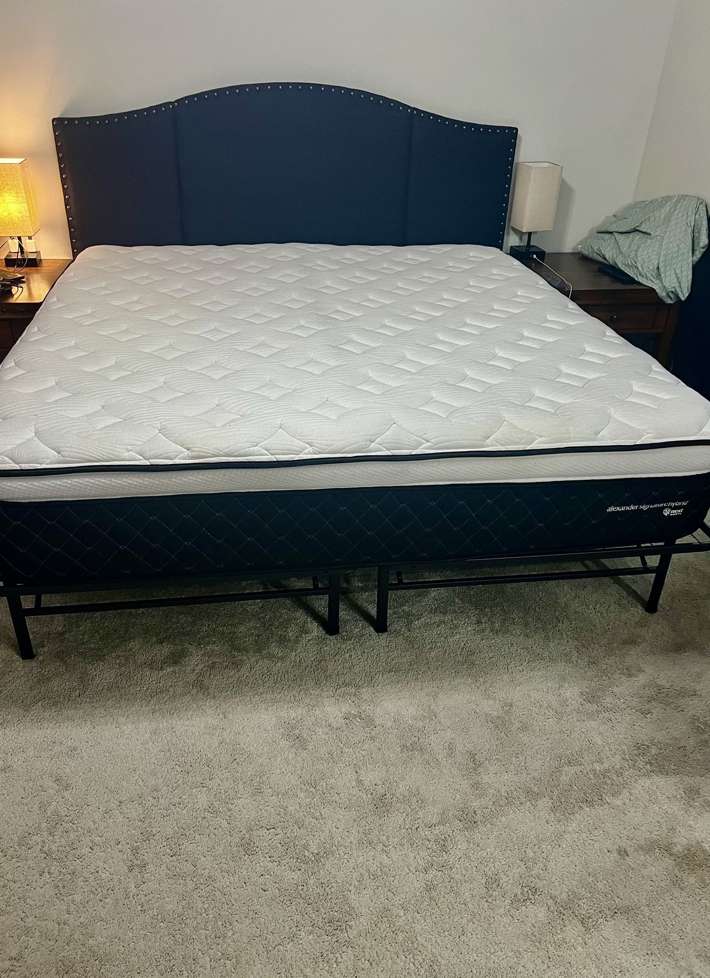 King Size Mattress Alexander Signature Hybrid