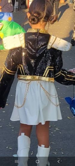 K -Pop deamon hunters costume