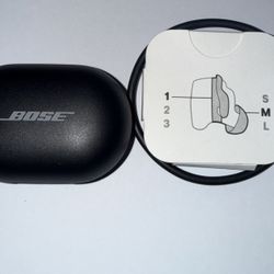 Bose QuietComfort Earbuds With Charging Case 