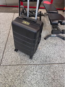 Hard side black Luggage 26 inches tall 16.5 inches wide 11 inches deep Hard side black Luggage 26 inches tall 16.5 inches wide 11 inches deep