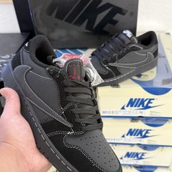 Nike Air jordan 1 low travis Scott Black Phantom Size 7,7.5,8,8.5,9,9.5,10,10.5,11,12 