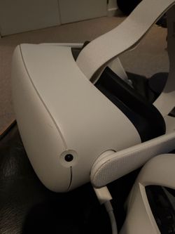 Oculus (Meta) Quest 2 VR Headset