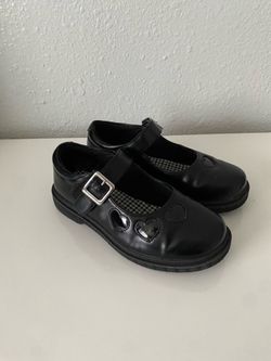 Mary Jane-style shoes for girls size 12