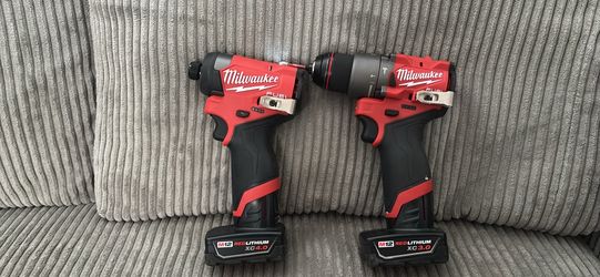 Milwaukee Brushless hammer drill set