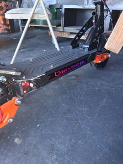 E scooter
