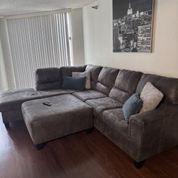 Sectional Couch 