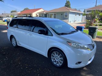 2011 Toyota Sienna