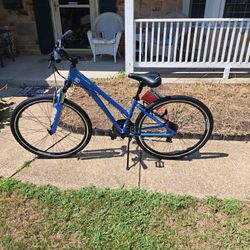 Schwinn Women's Trailway Hybrid Bike