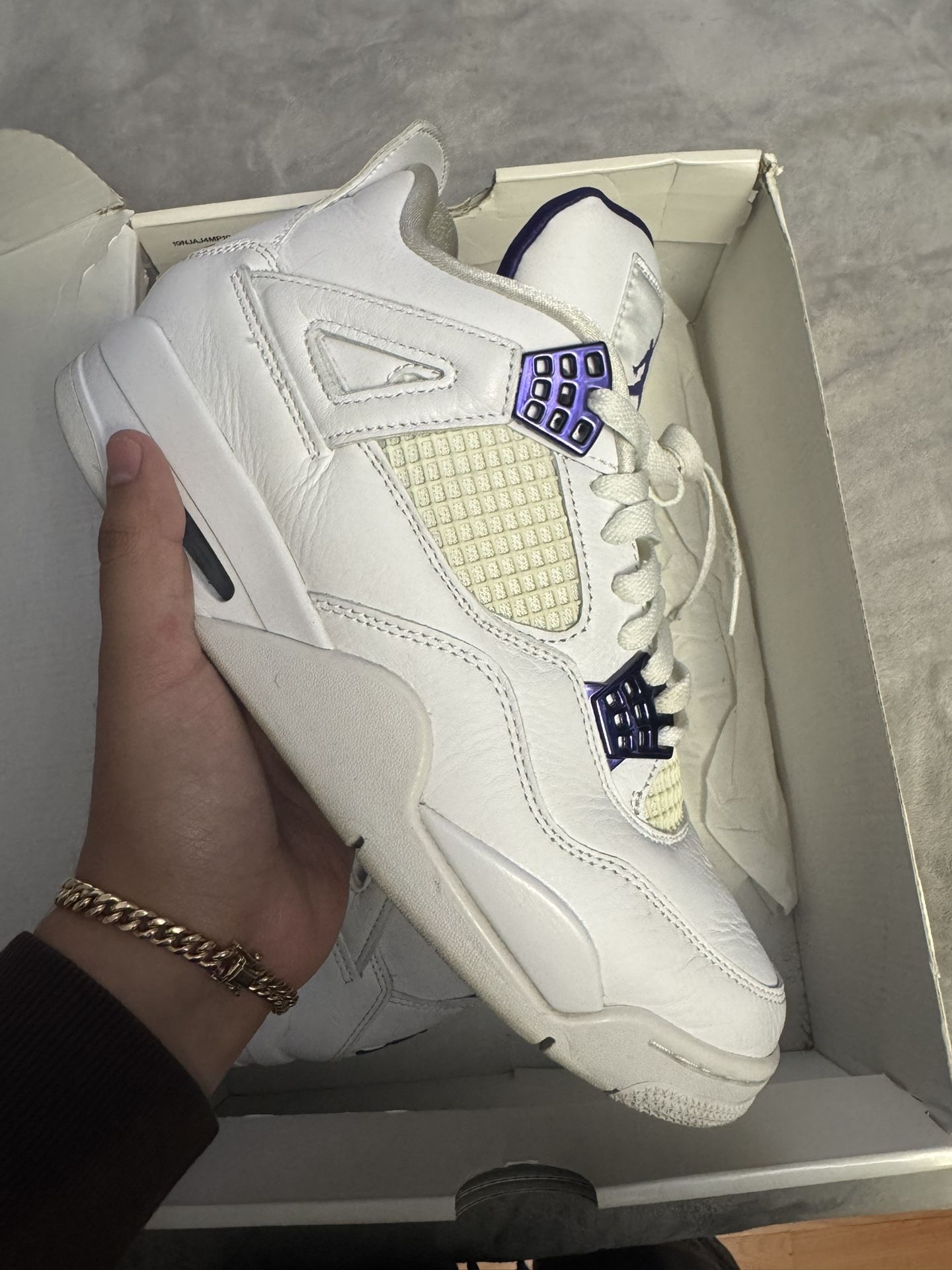 Jordan 4 Metallic Purple