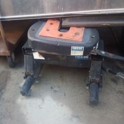 Reese Fifth Wheel Hitch 4500 Load Capacity 