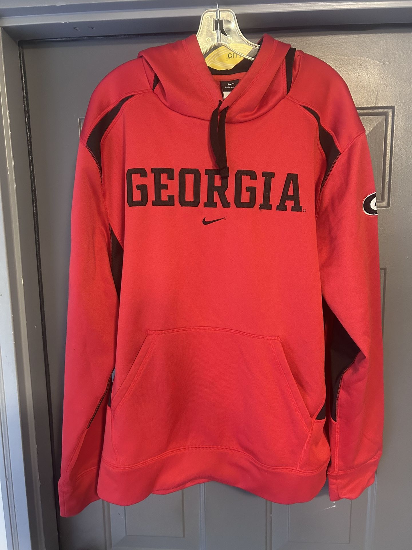 Georgia Bulldogs Nike Therma Fit Hoodie Size XL